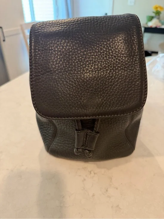 Coach Vintage Black Leather Drawstring Backpack Style 4925