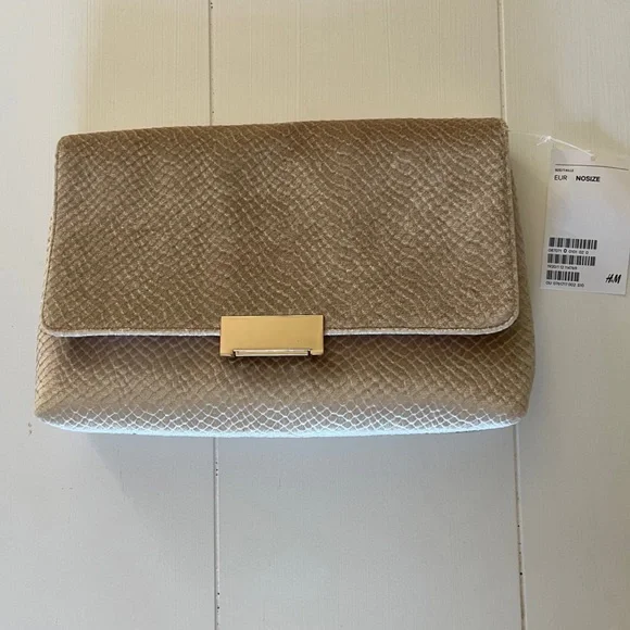 H&M Metallic Gold‎ Textured Clutch