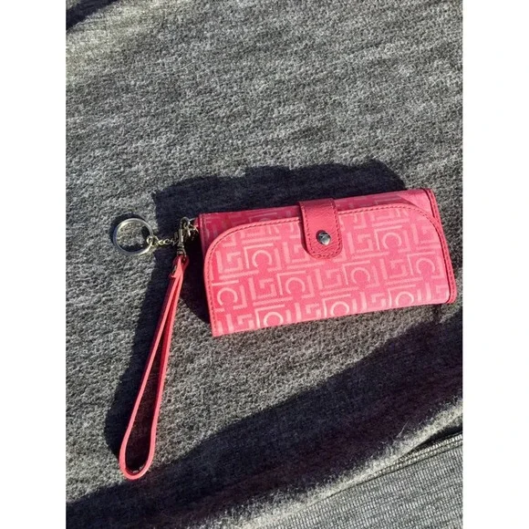NOS Liz‎ Claiborne Pink Logo Wristlet Wallet