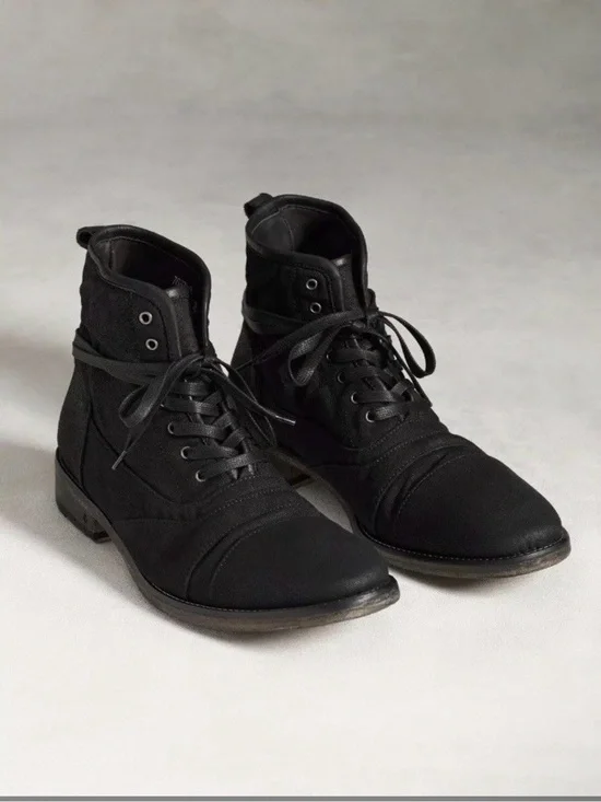 John Varvatos Fleetwood lace Boot.   Size 11 USA 44 EU