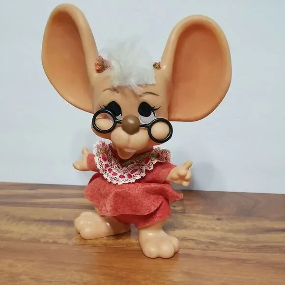 Vintage Roy Des‎ of Fla 1970 Mrs.Claus Christmas Mouse Bank Figure Toy