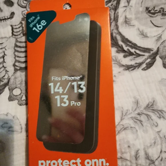On Running Silver Screen Protector for iPhone 14/13 Pro
