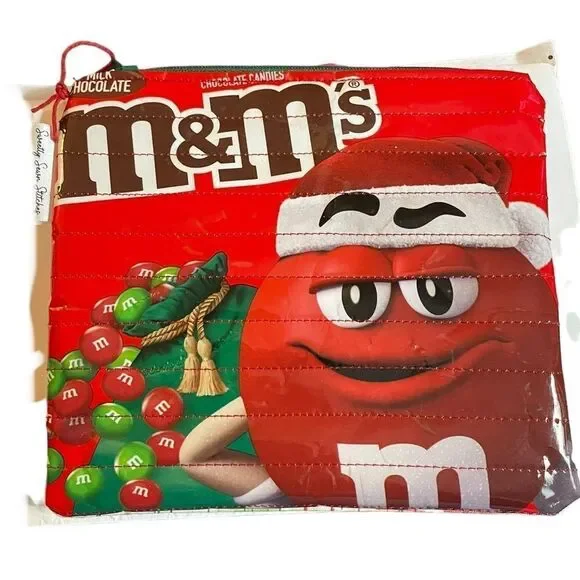 HANDCRAFTED M&M CLUTCH‎