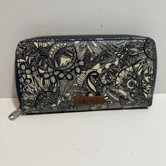 Sakroots Wallet Zip Clutch Coated‎ Canvas Artist Choice Navy Blue Floral