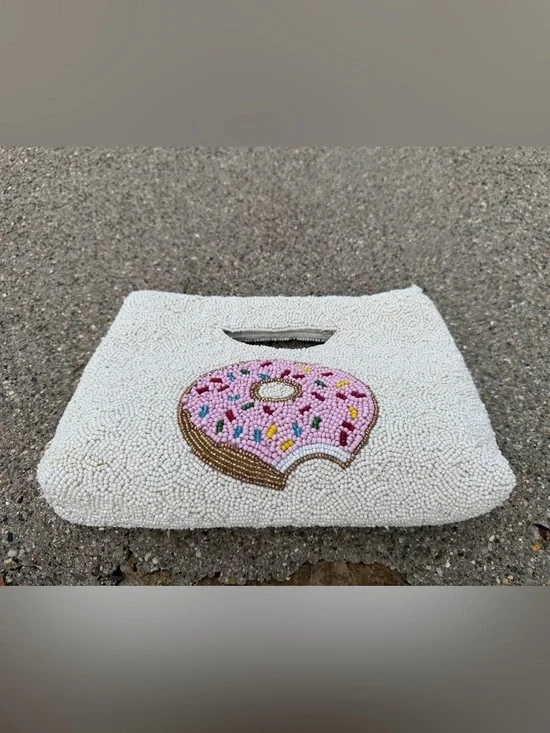 New Rachel Zoe Beaded Pink Donut Accent White Clutch Bag crossbody