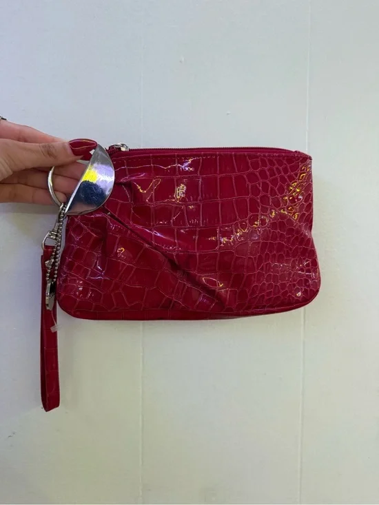 Lulu Wristlet