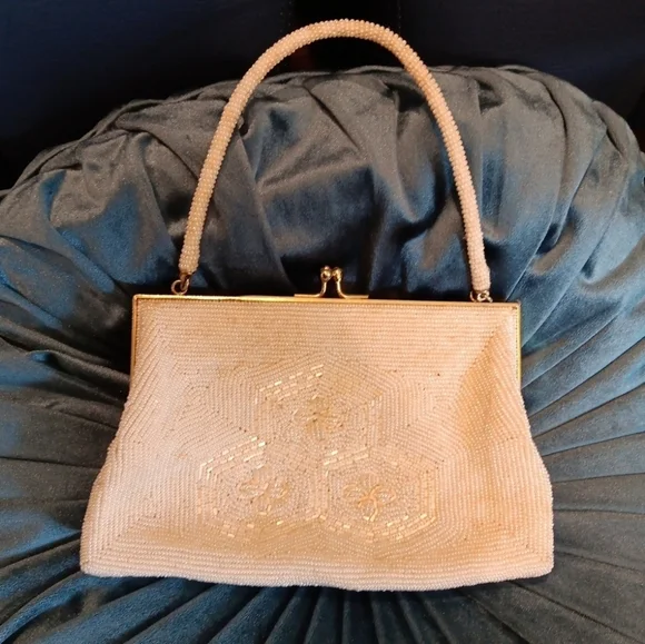 Vintage 80's LA Regale LTD White Beaded korea  Handbag