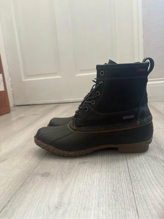 BASS LEATHER BLACK AND GREY Lace-Up Duck Boots