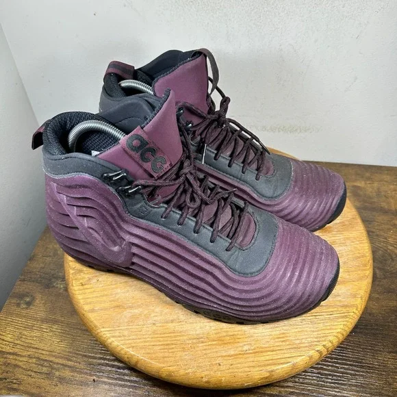 Nike ACG LunarDome 1 SneakerBoot Mens Boots Burgundy 654867-669 Size 11