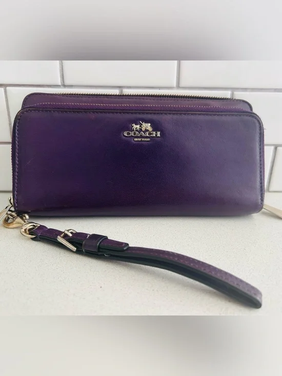 Coach New York Purple Leather Double Zip Wristlet Wallet Gold Hardware EUC