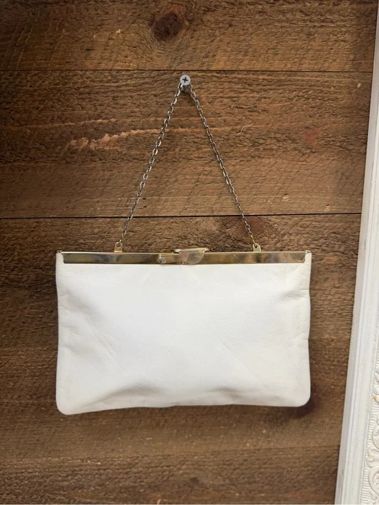 Vintage Etra White Leather Frame-Top Clutch with Kiss-lock and Chain Strap