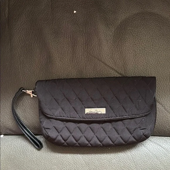 Vera Bradley quilted black pull wristlet