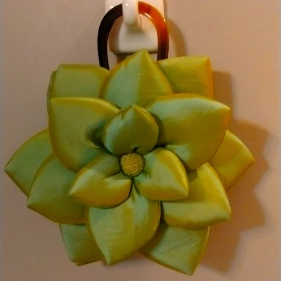 NWOT Mad bags, Taffeta Silk Flower Clutch, fairycore luxury  Y2k