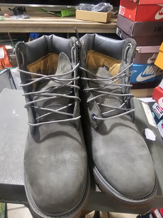 Gray Men's Lace-Up Work Boots - Unbranded