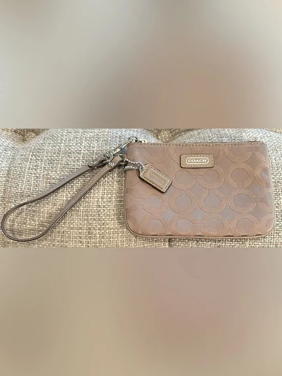 Coach Signature Jacquard Corner Zip Wristlet Taupe Beige Mushroom Silver EUC