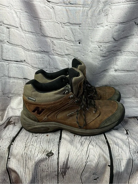 New‎ Balance 1569 Men’s Sz 12 Gore-Tex Brown Leather Hiking Boots MW1569BR AS IS