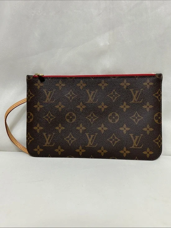 Louis Vuitton Monogram Canvas Neverfull Pochette