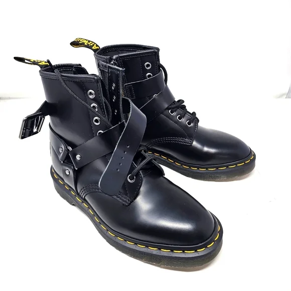 New Dr. Martens‎ Cristofor Mens 6 Womens 7  Leather Harness Buckle Side Zipper