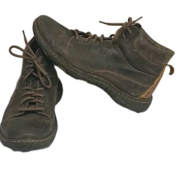 Born Nigel Hiking Boots Mens 9.5 Brown Distressed Leather  Opanka Handcrafted