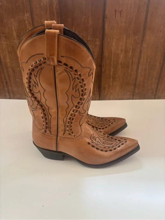 Laredo Men's Laramie Snip-Toe Western Boots size 10 EW