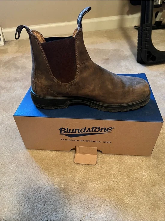 Blundstone Brown Leather Chukka Pull-On Boots