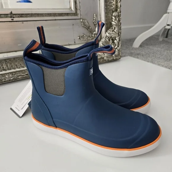 TRUDAVE MENS ANKLE DECK BOOTS. Blue. Size 8. New.EASY PUT ON AND OFFBREATHABL