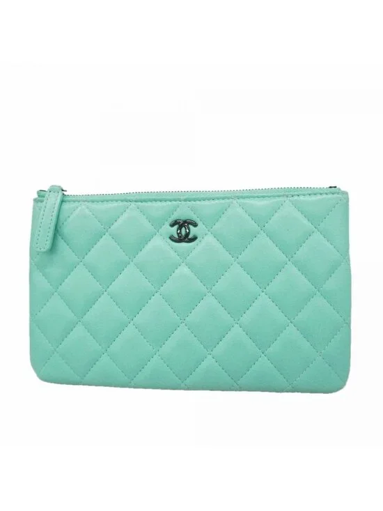 Chanel Pouch Quilted Lambskin Emerald Green