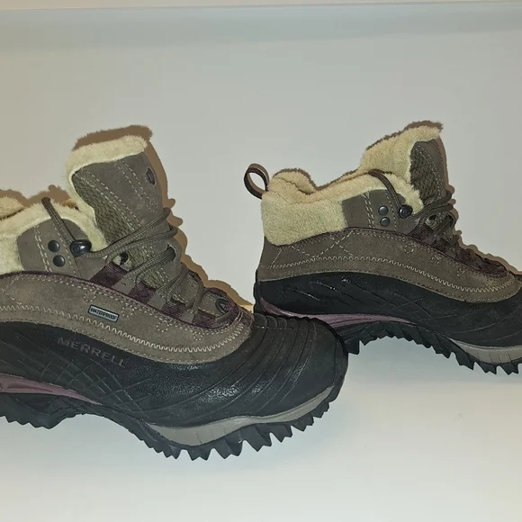 Merrell Isotherm‎ 6 Waterproof Brown/ Black Winter Hiking Boots with Fur Lining