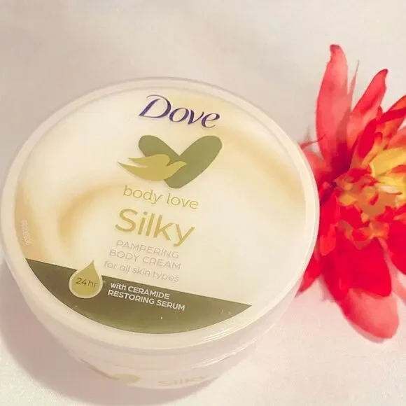 🛍️Dove Body  Love Silky 💖Pampering Body Cream for All Skin Types 300ML💥