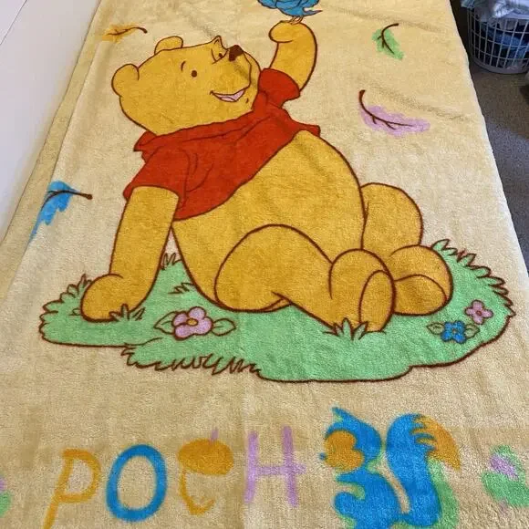 Vintage Disney Classic Winnie the Pooh Comforter Blanket Kid 54x34” Soft Flush