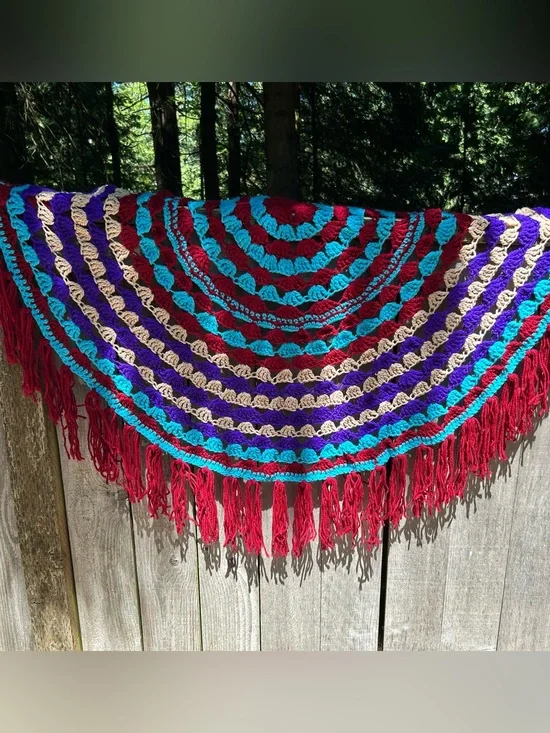Circle, granny blanket!!
