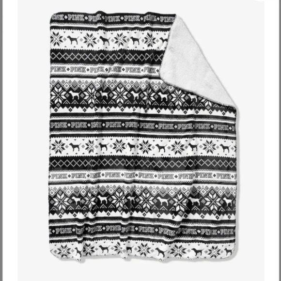 VS PINK Super Soft Sherpa Fleece Blanket