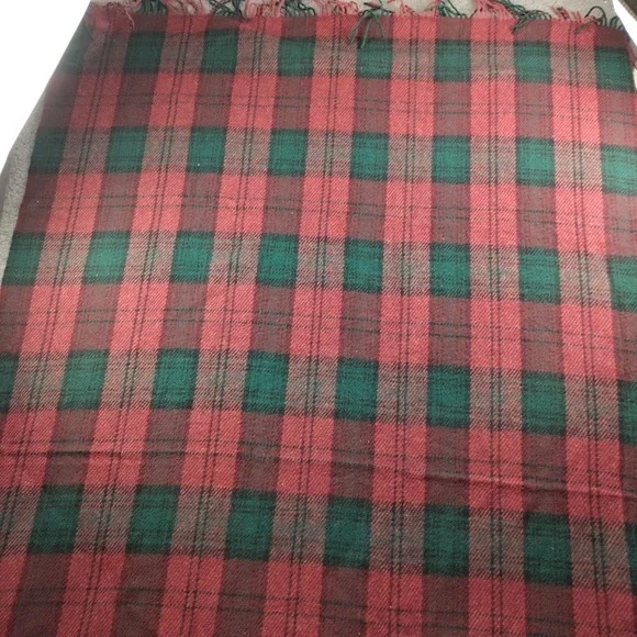 John Hanly & co Blanket Size 54x72 Wool Throw Red Tartan plaid Fringe ireland