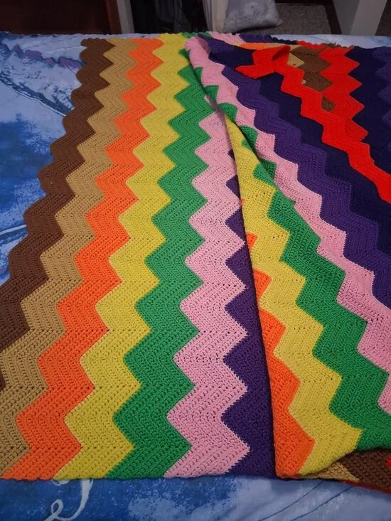 Vintage MCM 1970s Rainbow ZigZag Chevron Afghan Granny Core Blanket Throw 78X45