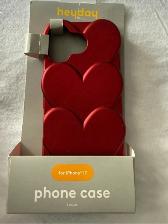 heyday Red Triple Heart Hard-Shell Phone Case for iPhone 17