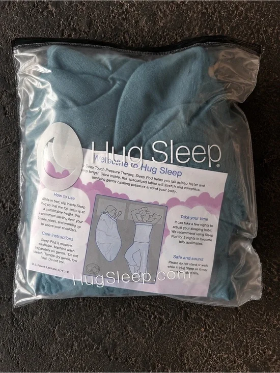 HugSleep Sleep Pod in Teal Blue