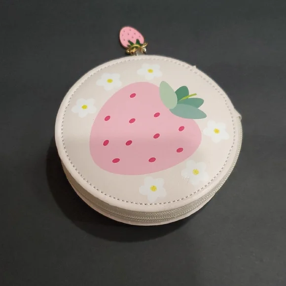 Light pink Strawberry and flower print nail manicure kit set with round case new