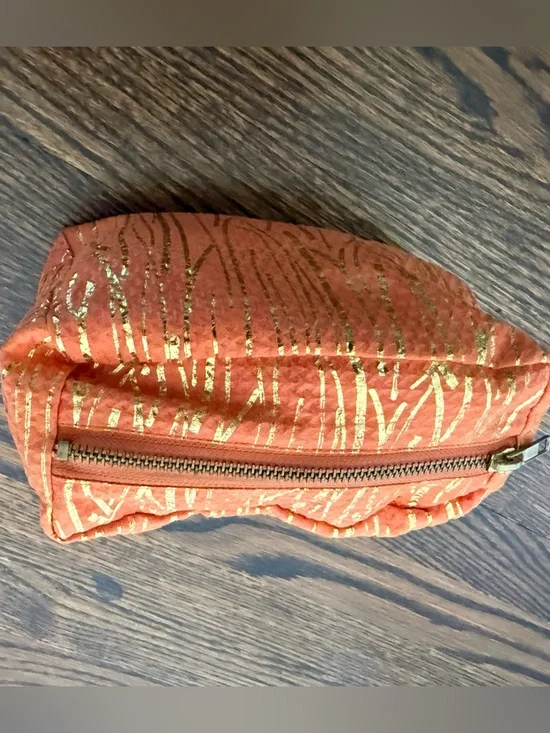 NWOT Orange Metallic Accent Women's Cosmetic Pouch