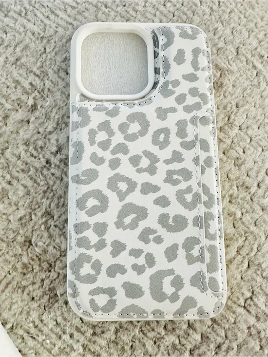 White & Gray Leopard Card Wallet Phone Case