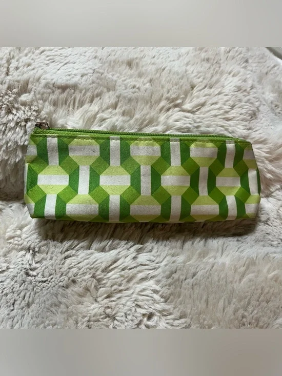 Clinique Green Geometric Cosmetic Pouch 02-17