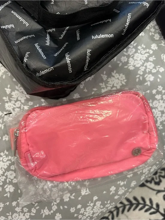 lululemon athletica Hot Pink Zip Cosmetic Pouch
