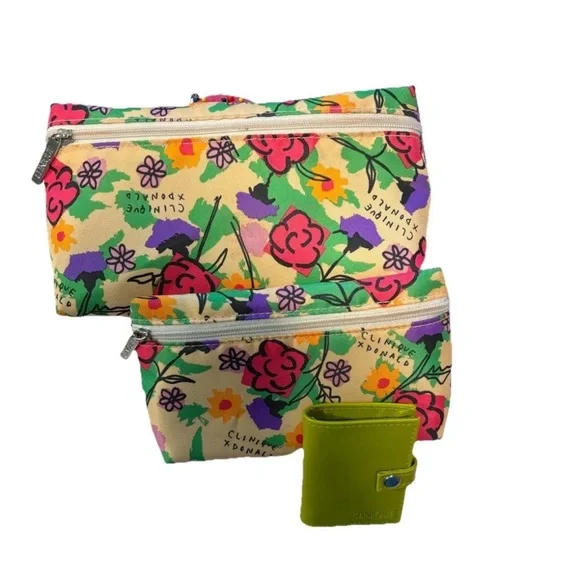 Clinique X Donald Robertson Cosmetic Makeup Bags & Green Card Holder Bundle