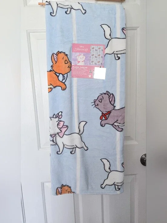 Disney Light Blue Aristocats Plush Throw Blanket, Stripes, New,  Marie