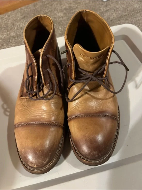 Rockport Men’s Two-Tone Brown Leather Chukka Boots