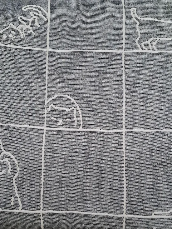 Cozy Cat Grid Blanket Reversible - Gray/White