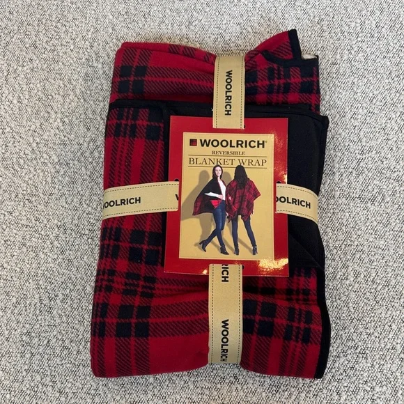Woolrich Red and Black Checkered Blanket Wrap reversible new with‎ tags