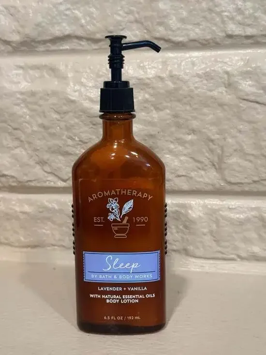 Bath & Body Works Aromatherapy Sleep Lavender Vanilla Lotion 6.5 fl oz READ