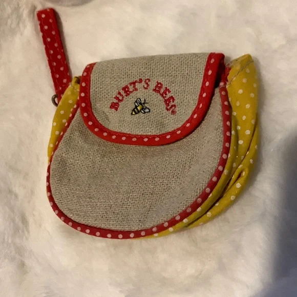 Burt’s Bees Lipstick 💄 Bag