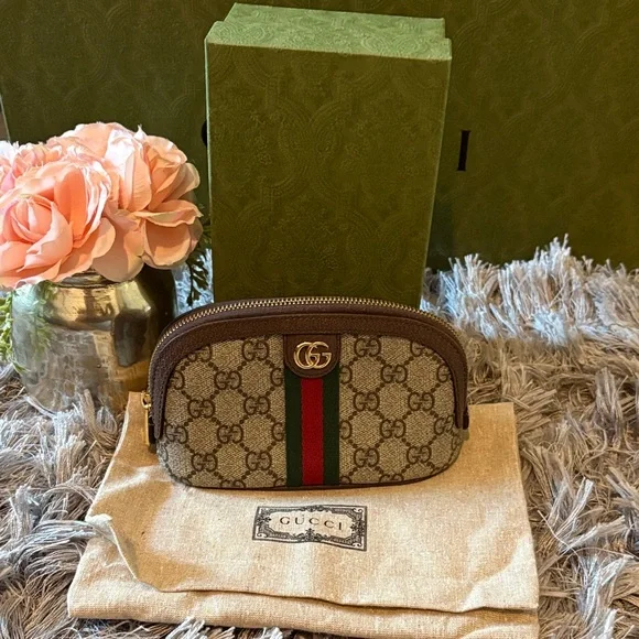Authentic Gucci Ophidia small cosmetic case!!