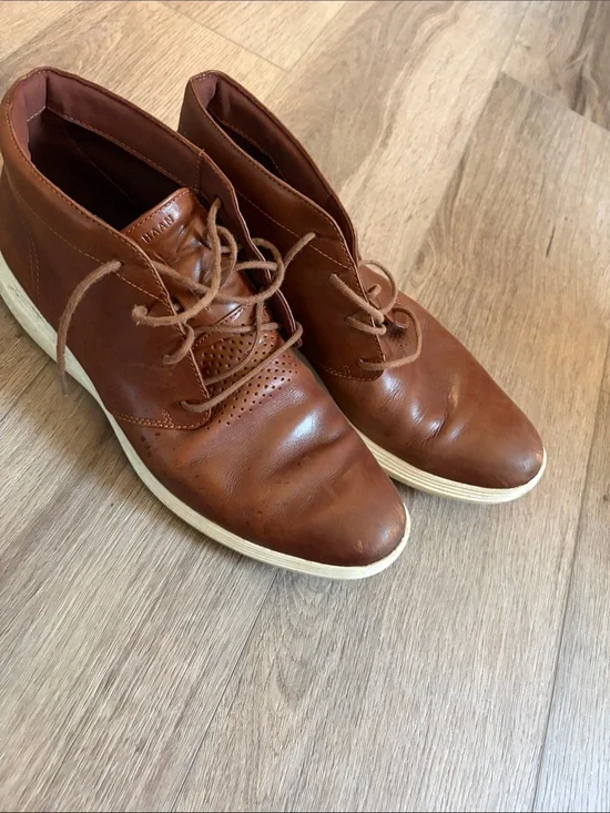Cole Haan Men's Tan Brown Leather Chukka Boots